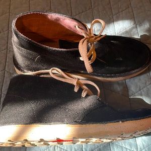 Clarks boots black suede